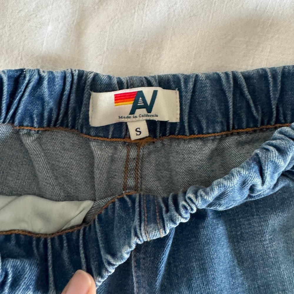 Aviator Nation Mid Rose Wide Leg Jean ๐ - Picture 3 of 6